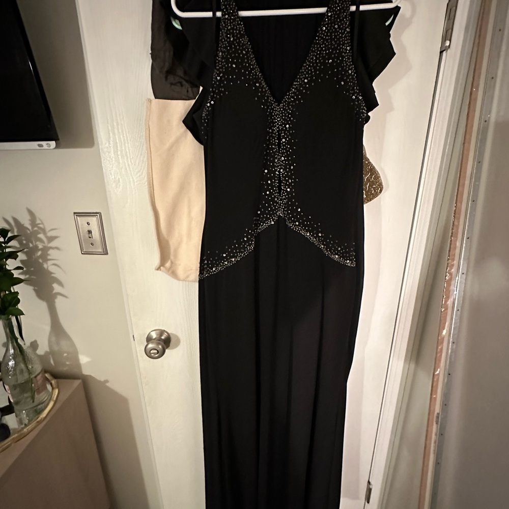 Nischelle Dress size 10 black
